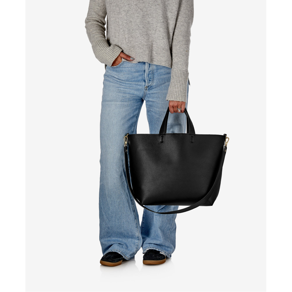 Inferno Tote