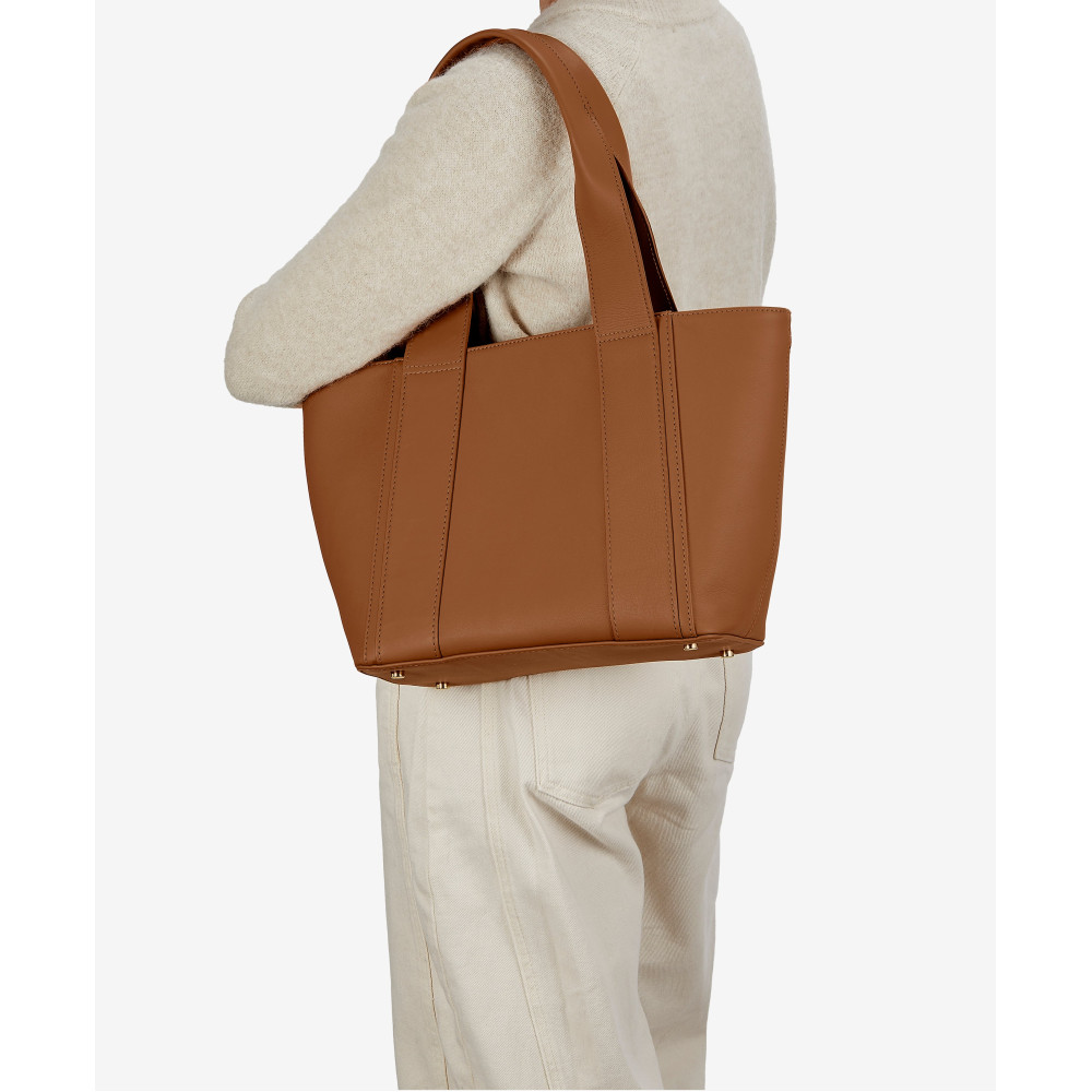Esmeralda Tote