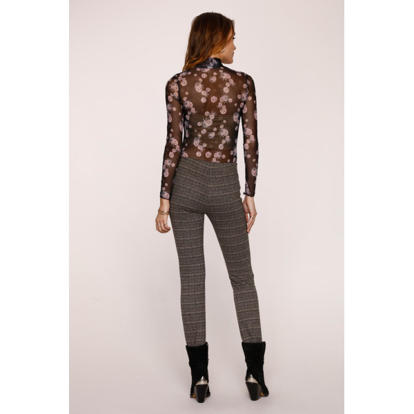Triunfo Plaid Stirrup Pant