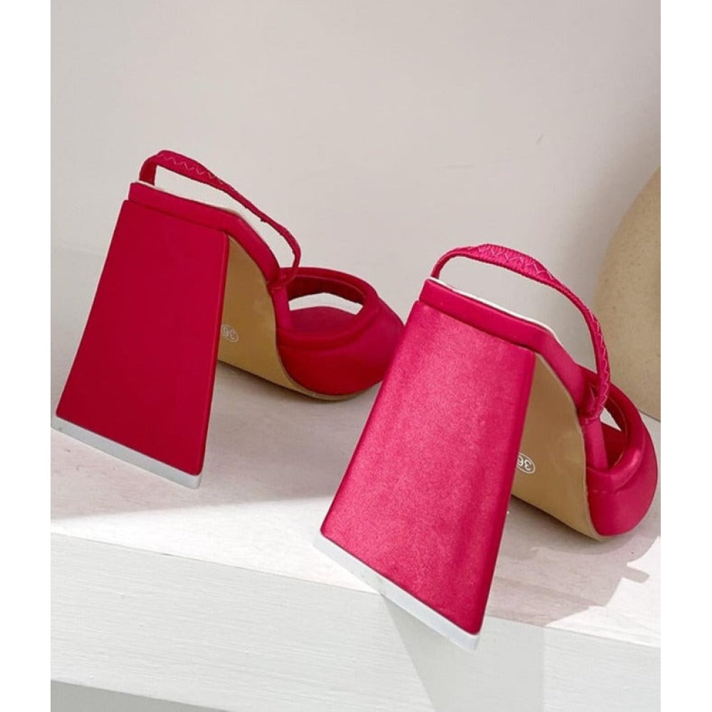Figure Heels