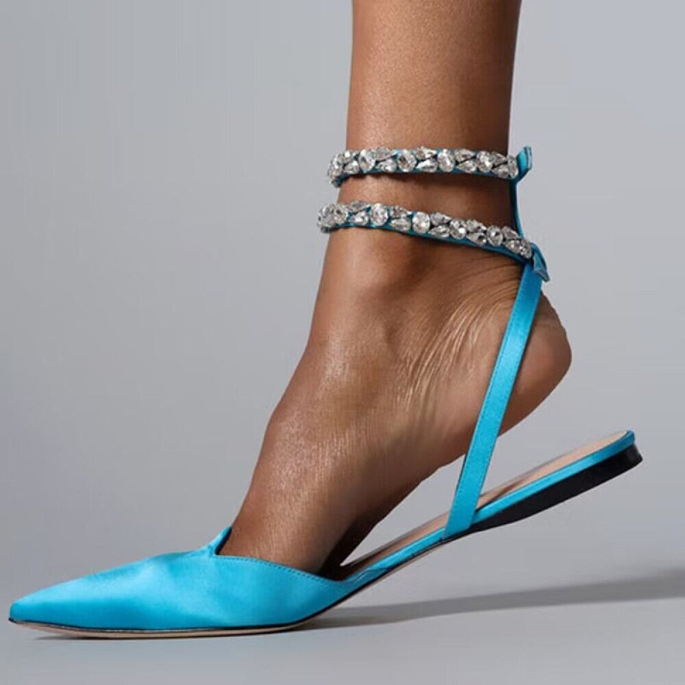 Vivid Cute Sandals