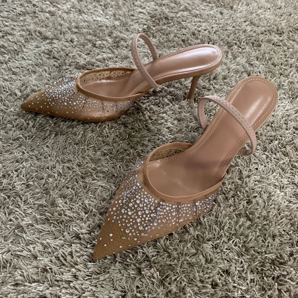 Logro Heels